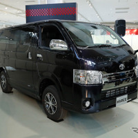 トヨタ ハイエース 一部改良…スーパーGL［写真蔵］ 画像