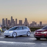 VWの次世代EV、I.D.ファミリー第4のモデルはサルーンに決定 画像