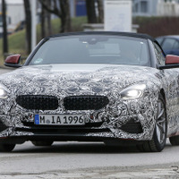 スープラと同時発表か…BMW Z4 新型、最終デザインほぼ見えた！ 画像