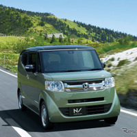 ホンダ N-BOXスラッシュ 一部改良、インテリアパッケージにダークスタイルを追加 画像
