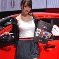 メーカーが送り込んだ美の刺客たち…東京オートサロン2018コンパニオン 画像