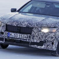 BMW 7シリーズ は Sクラス、A8を追撃できるか…フルチェンジ級の大刷新へ 画像