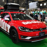 VWの新旧アウトドアスタイル、ゴルフオールトラック と タイプ2…東京オートサロン2018詳細画像 画像