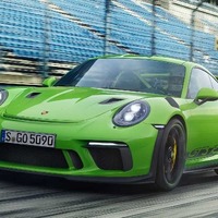 ポルシェの自然吸気で最強の520hp、911GT3 RS 改良新型…ジュネーブモーターショー2018で公開へ 画像