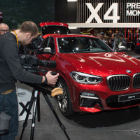 BMW X4 新型、デジタル化を進めたSUVクーペ…ジュネーブモーターショー2018 画像
