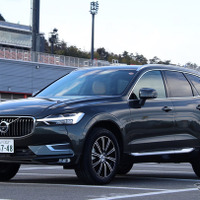 【ボルボ XC60 試乗】ダイナミックモードで生まれ変わる走り…内田俊一 画像