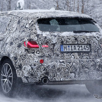 Aクラス 追撃準備完了！BMW 1シリーズ 次期型、L字テールライトも露出 画像
