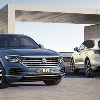 VW トゥアレグ 新型、歴代初のPHV設定へ…システムパワーは367ps 画像