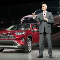 トヨタ RAV4 新型、アマゾン「アレクサ」に対応…ニューヨークモーターショー2018 画像
