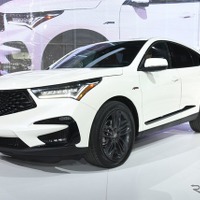 アキュラ RDX 新型、最新タッチパッドなどコネクト進化…ニューヨークモーターショー2018 画像