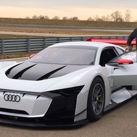 アウディのEVスポーツ、e-tron ビジョン GTのスペック発表…0‐100km/hは2.5秒以下 画像