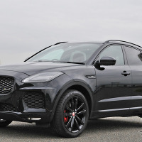 【ジャガー E-PACE 試乗】ねらうは「プレミアムエコノミー」市場の開拓…諸星陽一 画像
