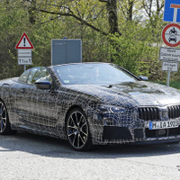 6月15日公開か…BMW 8シリーズ・カブリオレ、ルーフ全開で最終テスト？ 画像