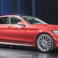 メルセデスベンツ CクラスLセダンにフルデジタルコクピットを設定…北京モーターショー2018 画像