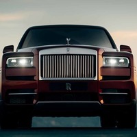 ロールスロイス初のSUV、カリナン…最新コネクト採用 画像