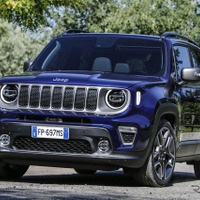 ジープ レネゲード、外装とエンジンをリニューアル…2019年モデル発表 画像