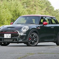 【MINI ジョンクーパーワークス 新型試乗】やっぱりこれ、最もミニを感じるクルマでした…中村孝仁 画像