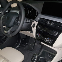 BMW X1、改良新型は大きく変わる…ワイドディスプレイ採用、顔も新デザインに 画像