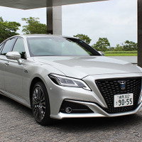 【トヨタ クラウン 新型試乗】輸入プレミアム系にも負けない乗り心地は評価したい…丸山誠 画像