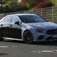メルセデスAMG、初設定「A35セダン」プロトタイプを激写！日本導入の可能性も 画像