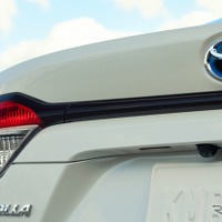 トヨタ カローラ セダン新型に米国初のハイブリッド…ロサンゼルスモーターショー2018で発表へ 画像