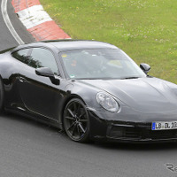 ポルシェ 911 次期型、11月デビューへ準備万端…最終テストを目撃 画像