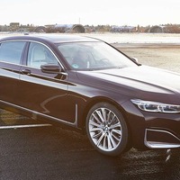 BMW 7シリーズ 改良新型にPHV、6気筒に変更…EVモードの航続はおよそ1.5倍に 画像
