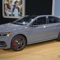 VW ゴルフ GTI の4ドアセダン版、ジェッタ 新型 に「GLI」…シカゴモーターショー2019 画像