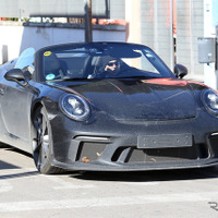 991型最後のポルシェ911「スピードスター」プロトタイプをドイツで目撃 画像