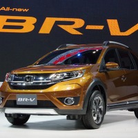 【タイ国際モーターエキスポ15】ホンダ BR-V、市販モデルを初公開 画像