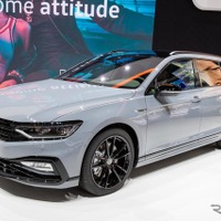 VWパサート 改良新型、全速度域で部分自動運転可能な「トラベルアシスト」初搭載…ジュネーブモーターショー2019 画像