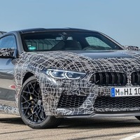 BMW 8シリーズ 新型に最強『M8』、新Mモード採用へ…最新プロトタイプの画像 画像