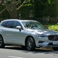 【ボルボ XC60 T8 新型試乗】最上級グレードにふさわしい走りのPHEV…島崎七生人 画像