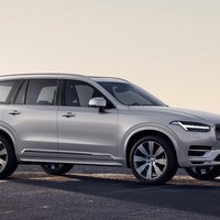 ボルボ、XC90 を一部改良、内外装変更や安全性能強化 価格799万円より 画像