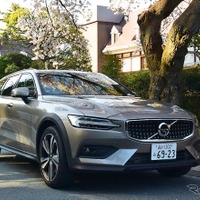 【ボルボ V60クロスカントリー 新型試乗】足腰の強さに「本物」を感じた…井元康一郎 画像
