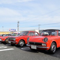フェラーリ、スカイライン、パブリカなど、クリスマスカラーの旧車が集う…クラシックカーフェスティバルinヘイワールド 画像