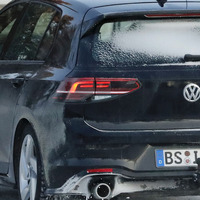 VW ゴルフGTI 新型、2020年3月デビューが濃厚…高性能バージョンは290馬力 画像
