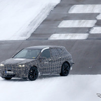 BMWの新型エレクトリックSUV「iNext」市販型は「i5」で決定？ 発表時期は未定 画像