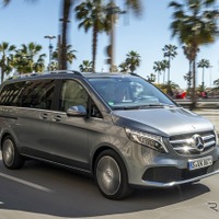 【メルセデスベンツ Vクラス 新型試乗】しっかりした“運転している感”は「Gクラス」に近い…九島辰也 画像