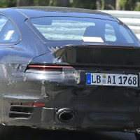ポルシェ 911ターボ にダックテール？これが限定「スポーツクラシック」か 画像