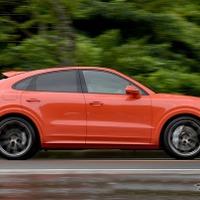 【ポルシェ カイエンターボクーペ 新型試乗】もはや、SUVというジャンルを超越している…木下隆之 画像