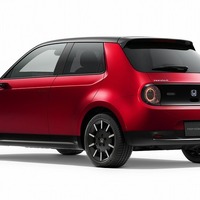【ホンダe 発売前まとめ】繋がることで機能を発揮する都会派EV…価格やコネクティビティ、航続距離 画像