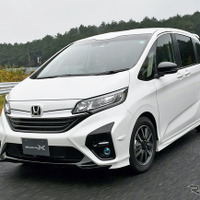 【ホンダ フリード モデューロX 新型試乗】風を味方につけた！背の高さを意識させない走り…片岡英明 画像