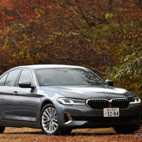 【BMW 5シリーズ 改良新型】フルモデルチェンジ並みの進化!? ハンズオフも装備［詳細画像］ 画像