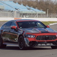 メルセデスAMG GT 4ドアクーペに「Eパフォーマンス」、F1譲りの電動化技術搭載へ…プロトタイプの写真 画像