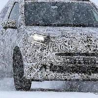 トヨタ アイゴ 次期型プロトタイプをスクープ！あのヘッドライトはどうなる？ 画像
