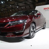 【東京モーターショー 15】ホンダ新型FCV「MIRAI 意識して値付け」…766万円 画像