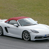 ポルシェ 718スパイダー、直4バージョンを世界展開か？ 画像