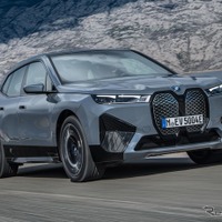 BMW iX に高性能な「xDrive50」、ツインモーターは523hpのパワー 画像