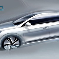 ヒュンダイの「プリウスハンター」IONIQ、完全な姿をスクープ 画像
